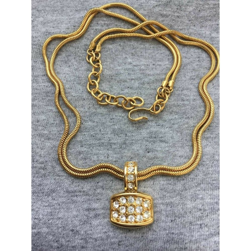 Vintage Monet necklace Gold Tone pendant designer